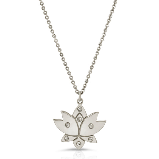 18K solid gold Lotus shaped pendant necklace with 7 diamonds from the wandering jewel