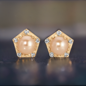 diamond and pearl Pentagon Stud earrings in gold from the wandering jewel